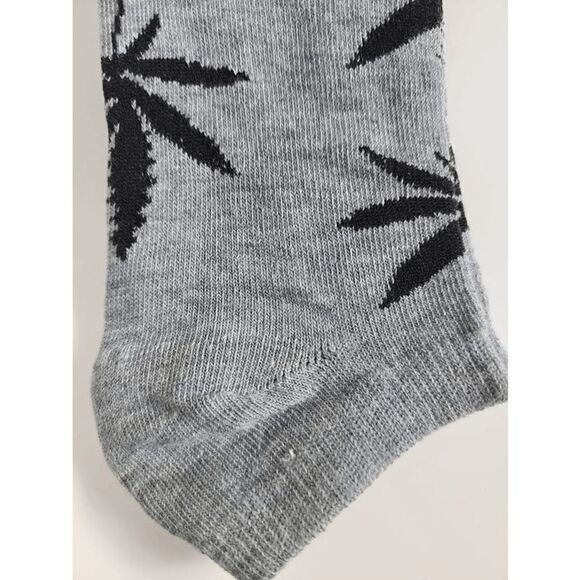 Amsterdam Souvenir Weed Leafs Unisex Gray Short Socks NWT - Picture 5 of 7